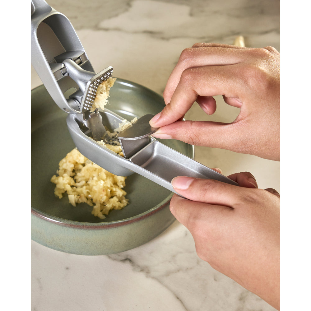 Zyliss Susi 4 Garlic Press - Image 16
