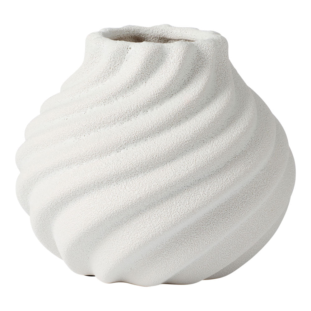 EC5059_Loam_White_Vase_HR