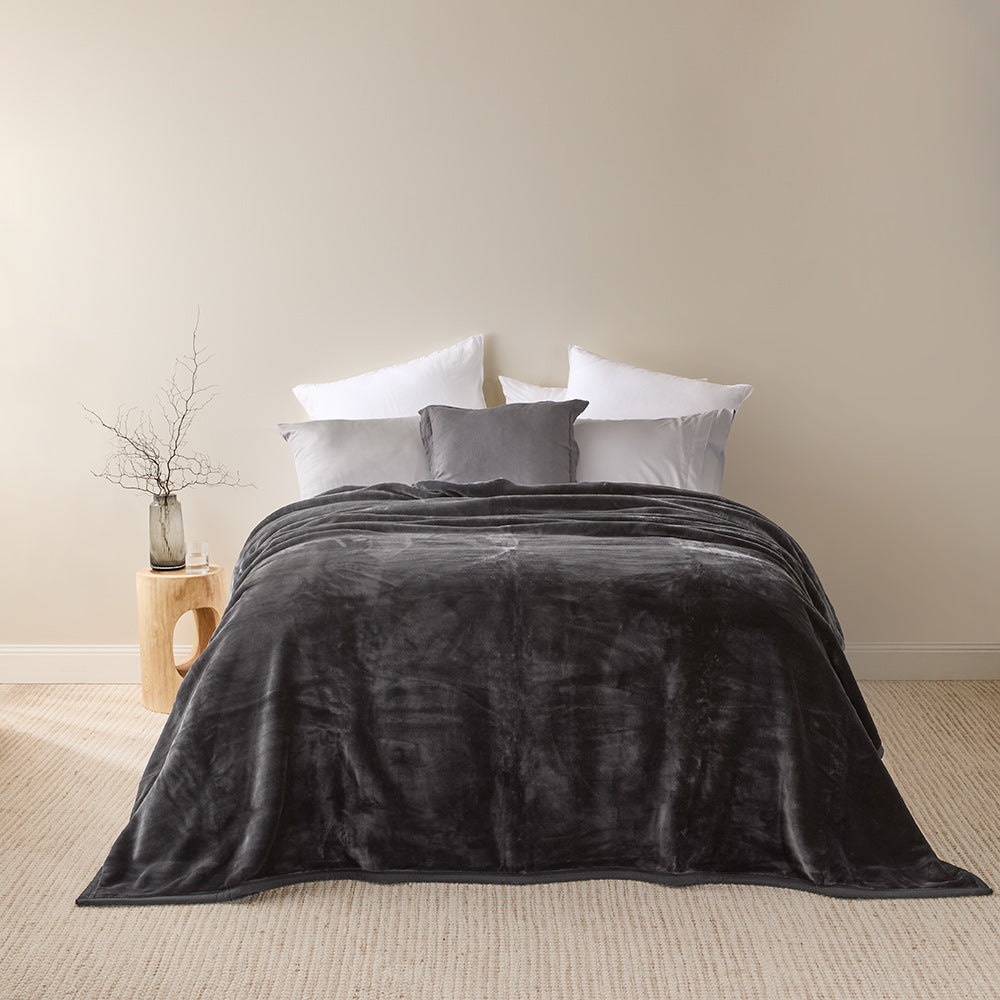 MyHouse Carmen Blanket