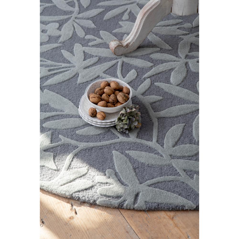 Laura Ashley Cleavers Round Rug - Image 3