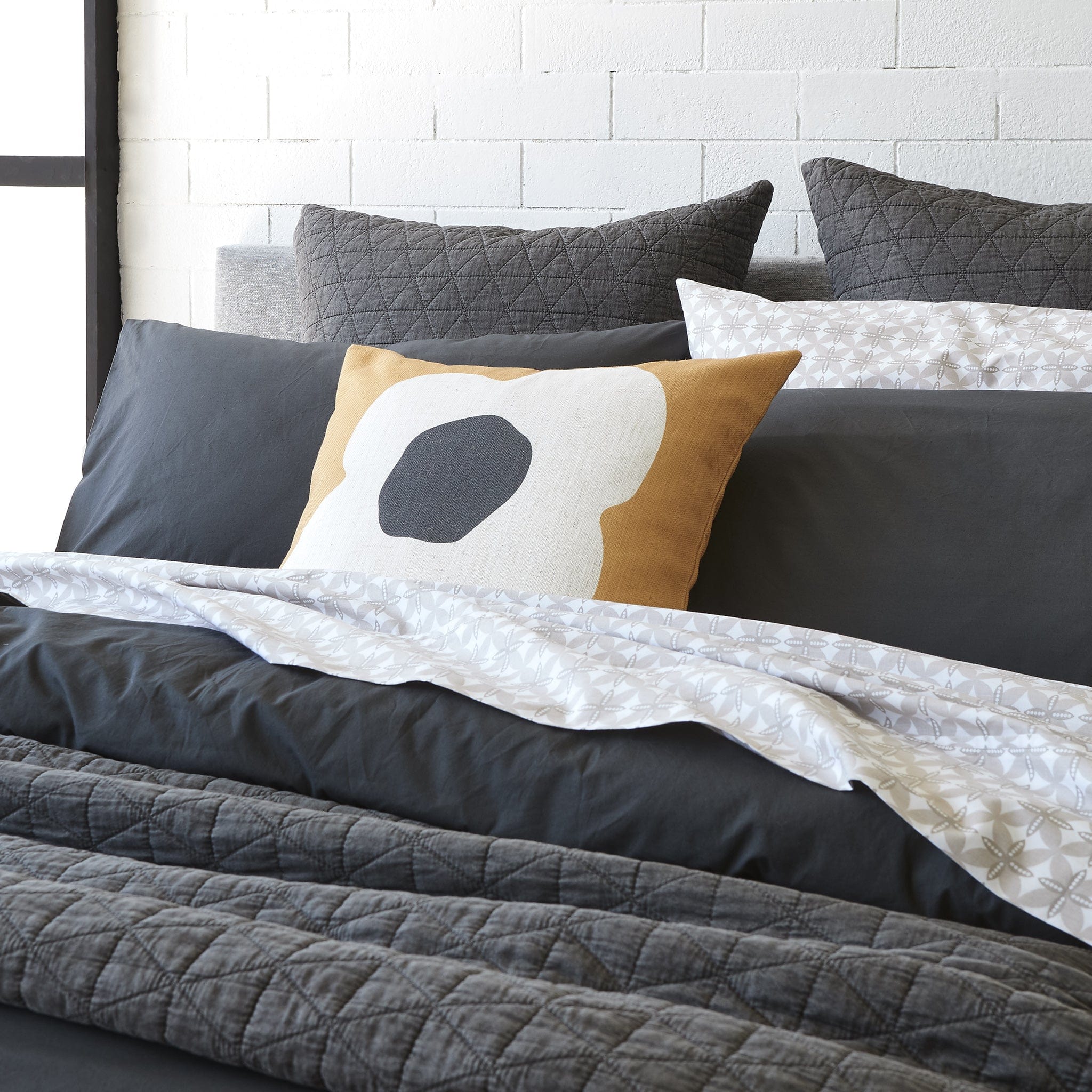 Alex Liddy Edit Triangle Quilted Coverlet - Image 4