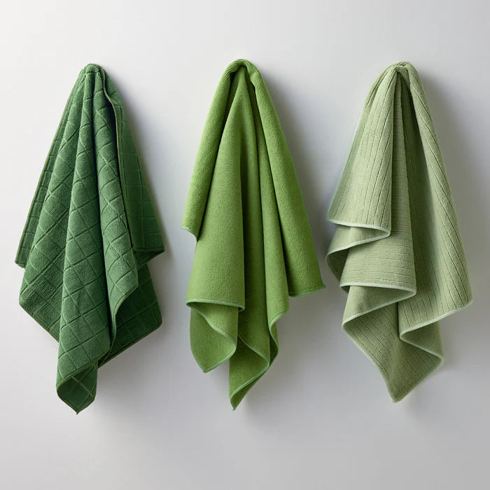 microfibre-tea-towels-green-hanging
